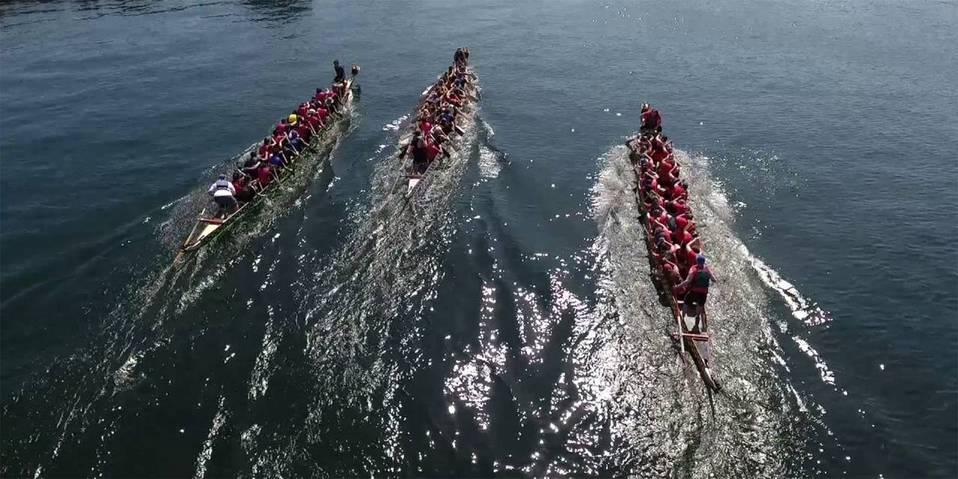 boats racing on lake