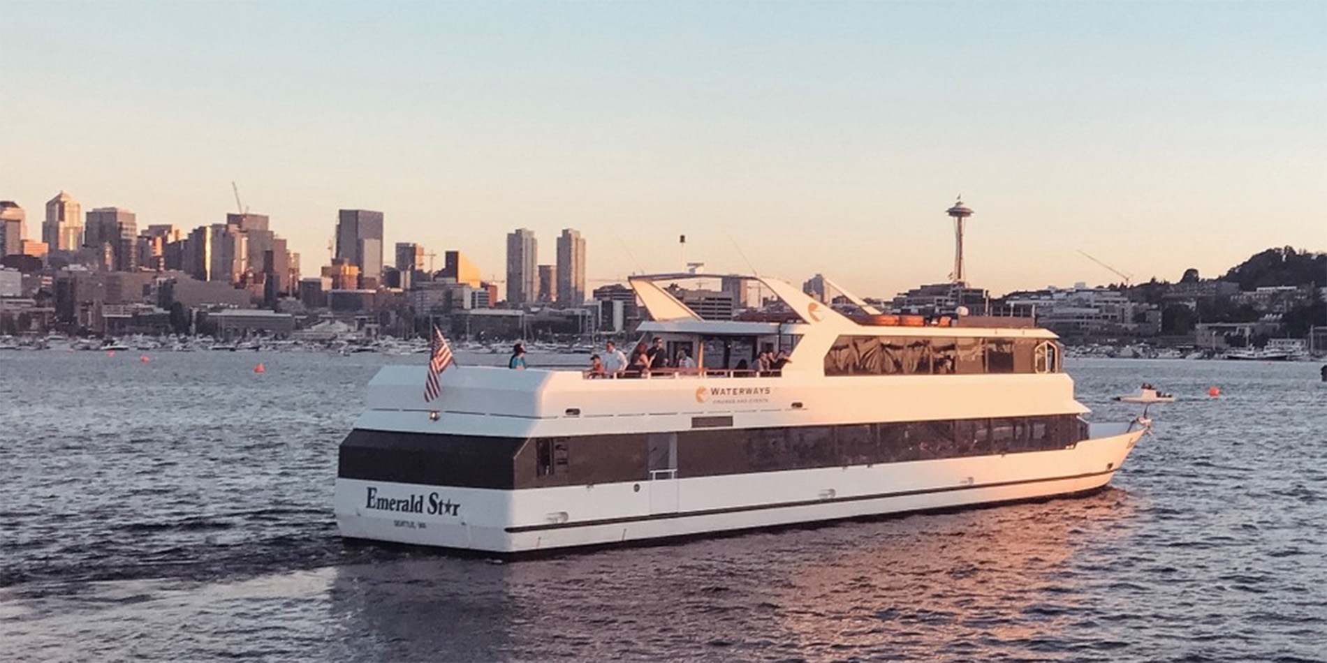 cruise boat on lake union