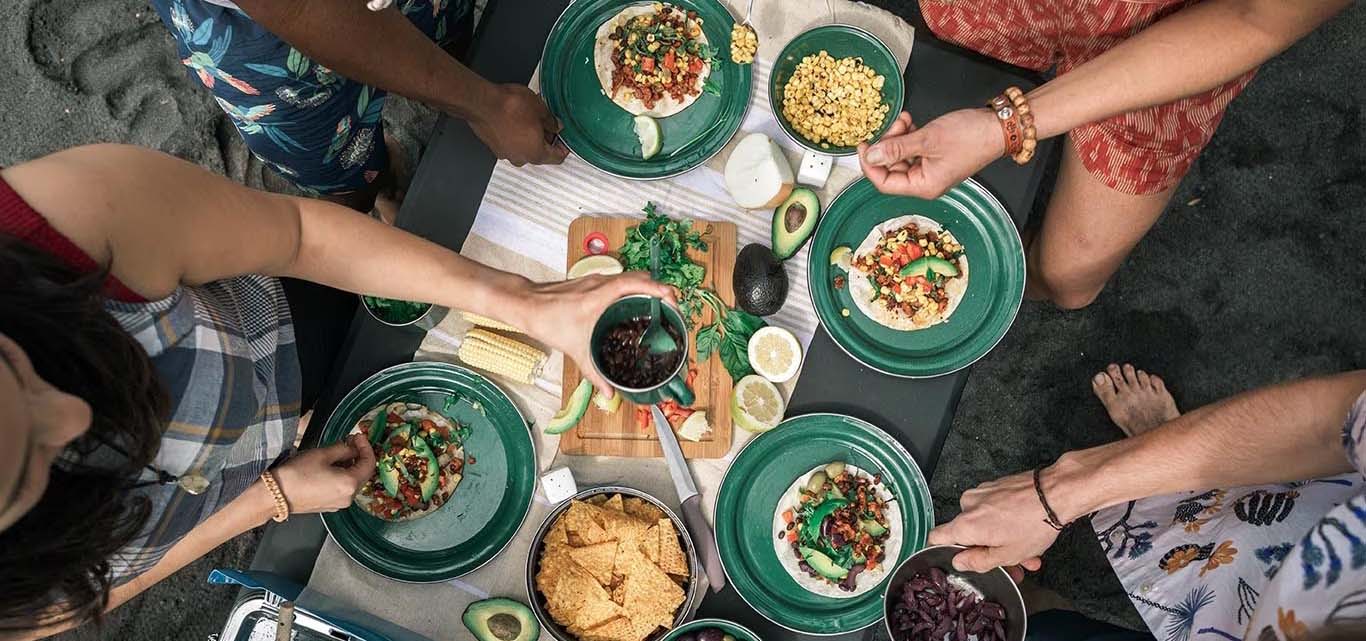 Table of mezza.