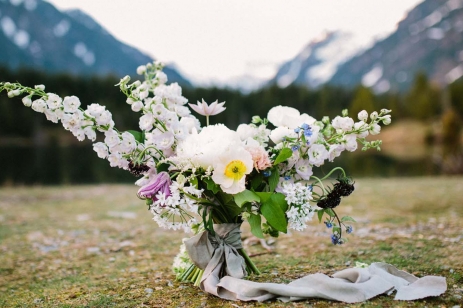 Image of bouquet outside