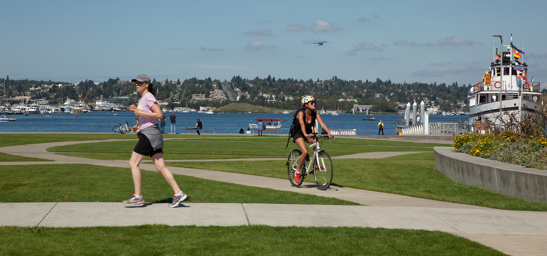 people in lake union park