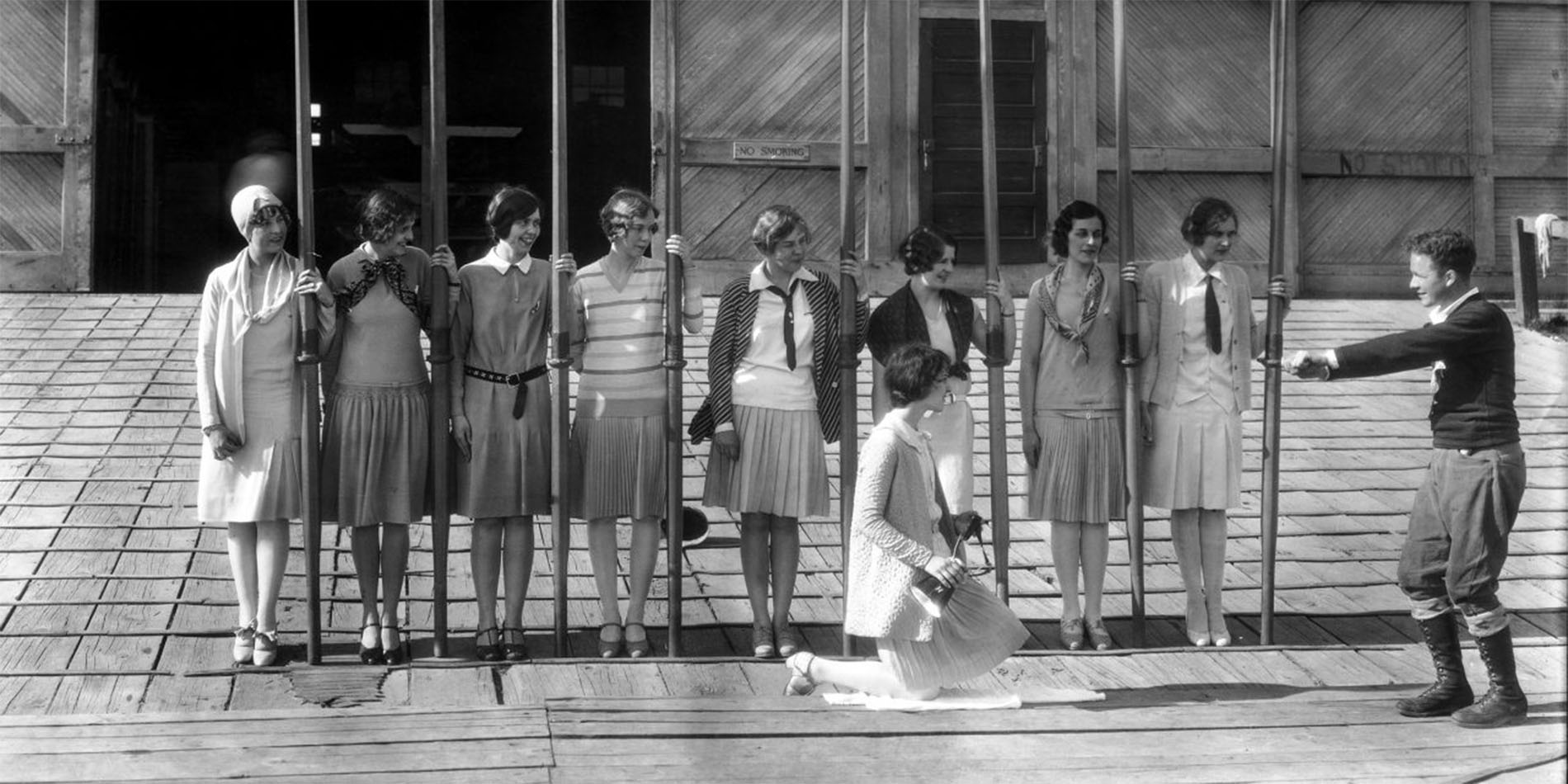 historical image of women rowers