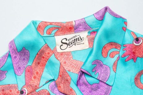 Collar of an ugly patterned shirt.